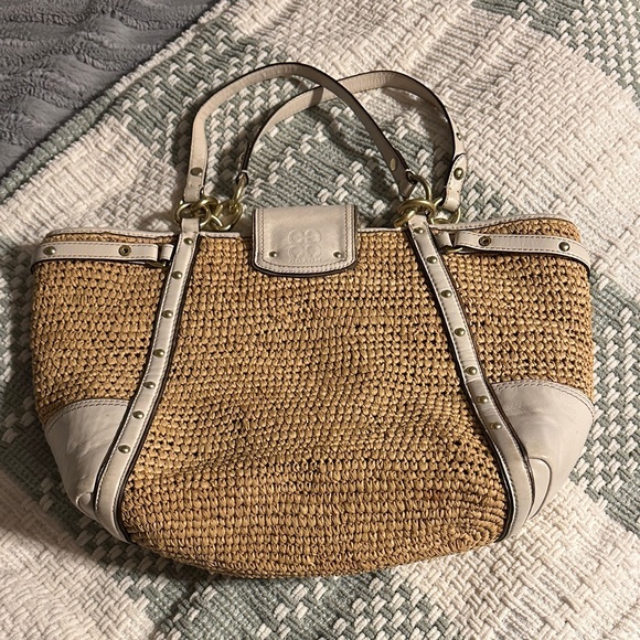 Women’s Coach shoulder bag - Picture 7 of 10